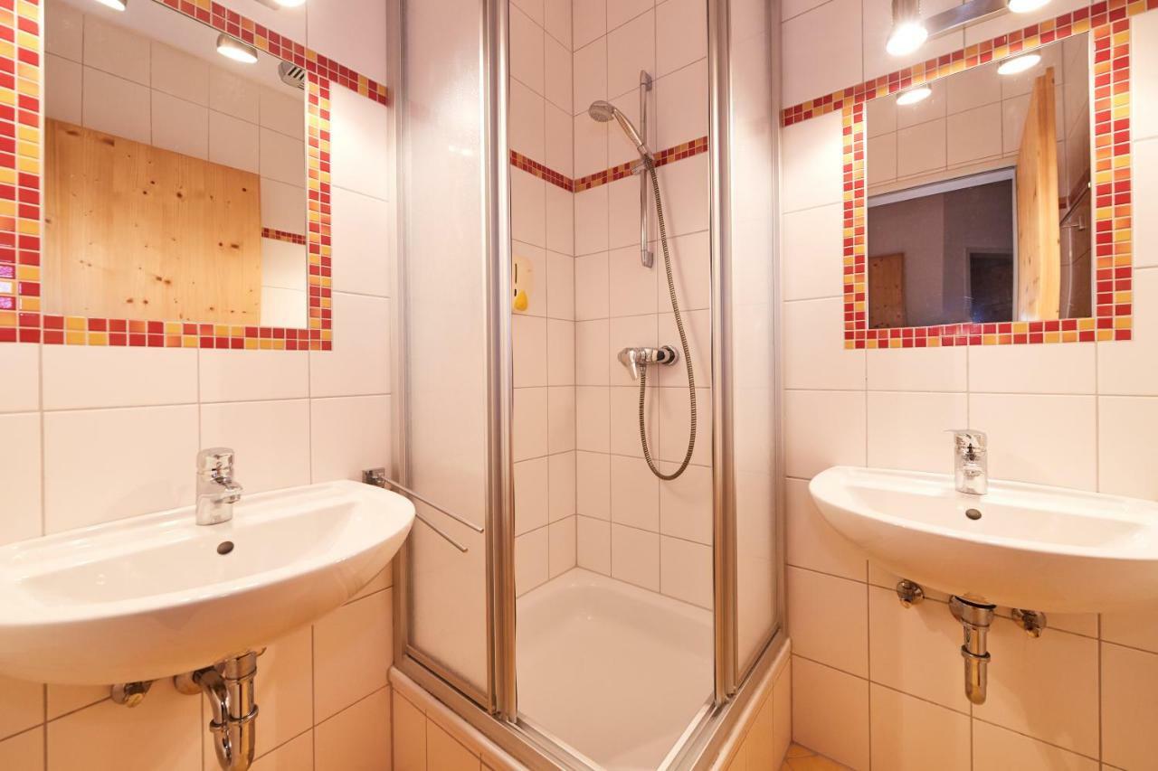 Gut Voegeihof Hotell Forstau  Exteriör bild