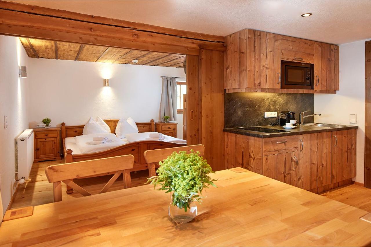 Gut Voegeihof Hotell Forstau  Exteriör bild